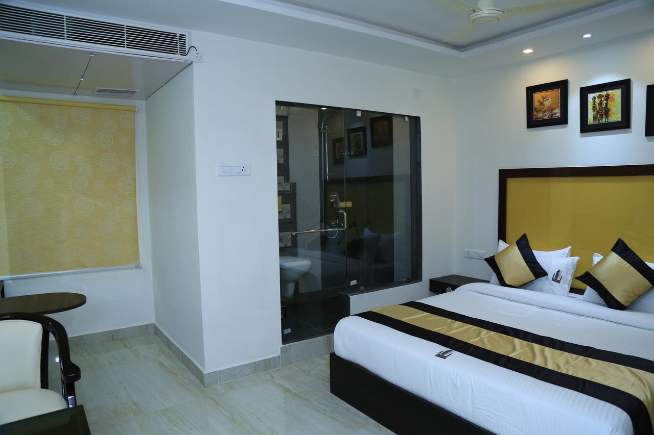New Hotel Executive Inn Vijayawāda Eksteriør bilde